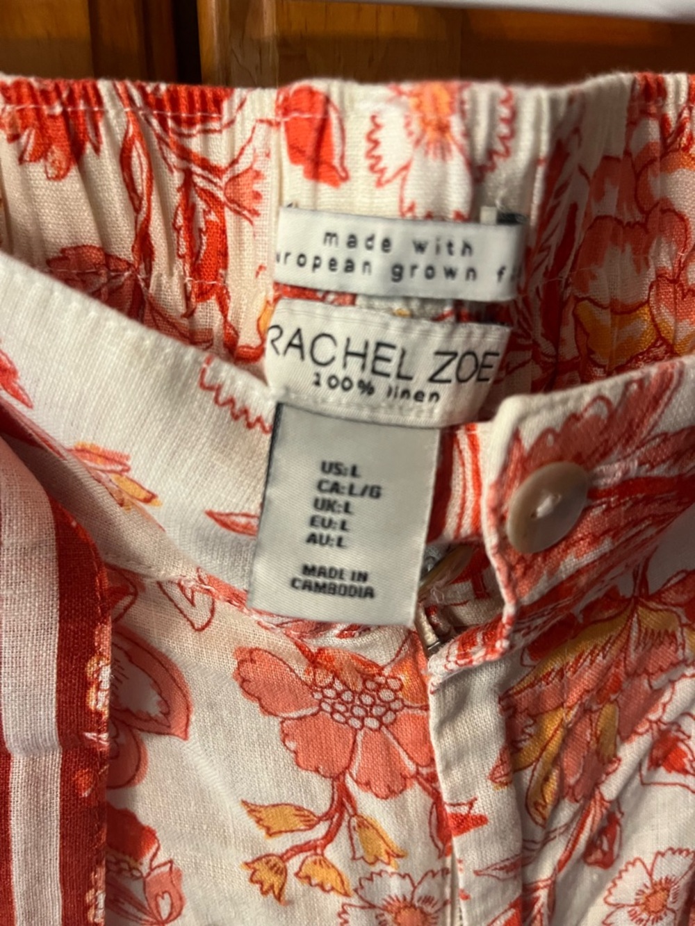 Rachel Zoe Coral & Cream Floral Tie-Waist Shorts - Picture 2 of 4